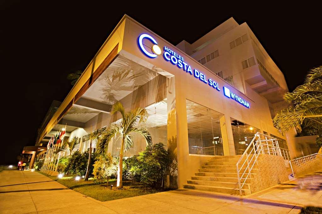 Costa del Sol Wyndham Pucallpa Esterno foto